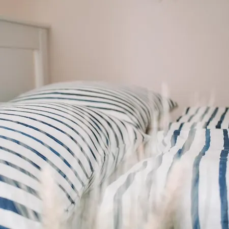 Neb-thun Lodge's 1 Hilterfingen Ringstrasse 6 Gasthuis