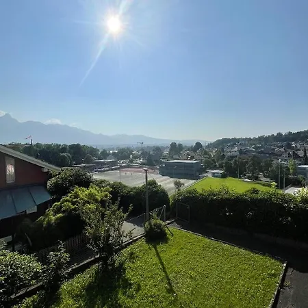 Penzion Neb-thun Lodge's 1 Hilterfingen Ringstrasse 6
