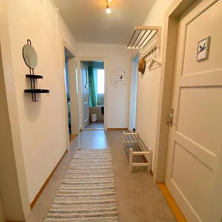 Neb-thun Lodge's 1 Hilterfingen Ringstrasse 6 بيت ضيافة