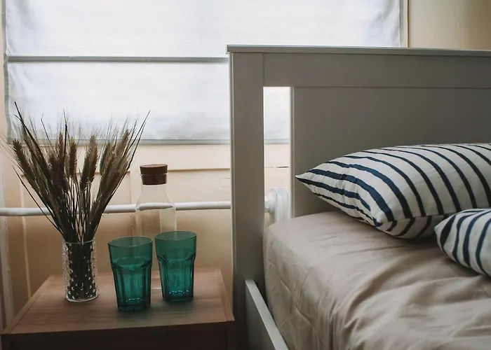 Neb-thun Lodge's 1 Hilterfingen Ringstrasse 6 Gæstehus Oberhofen