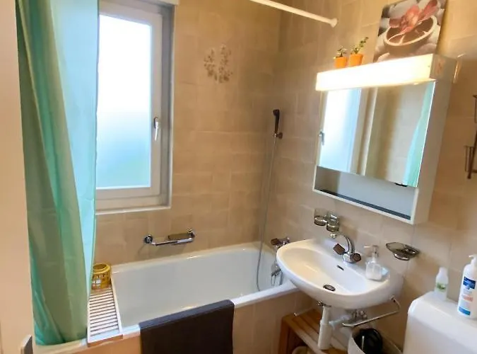 Neb-thun Lodge's 1 Hilterfingen Ringstrasse 6