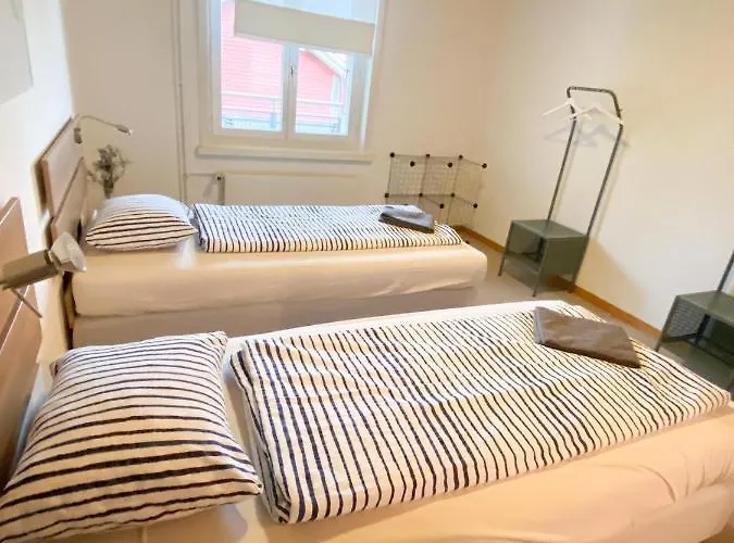 בית הארחה Neb-thun Lodge's 1 Hilterfingen Ringstrasse 6 Oberhofen